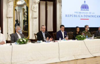 Presidente Luis Abinader sugiere a cadenas hoteleras reabrir primero de octubre