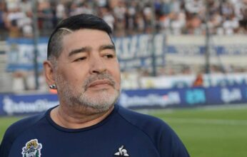 Gran conmoción en sepelio de Diego Maradona