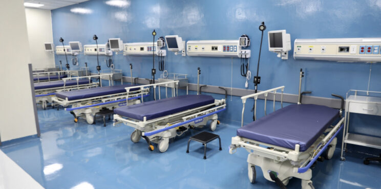 Hospitales públicos habilitan nuevas camas para COVID-19