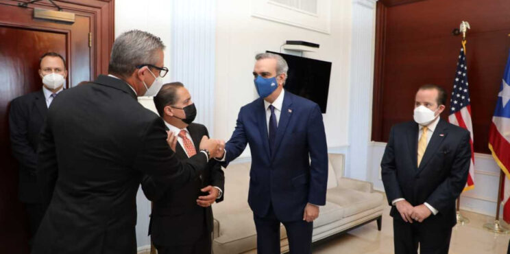 Presidente Luis Abinader es recibido en Puerto Rico