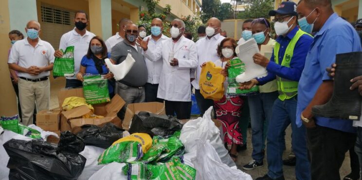 Hospital Moscoso Puello lleva soluciones médicas a Capotillo