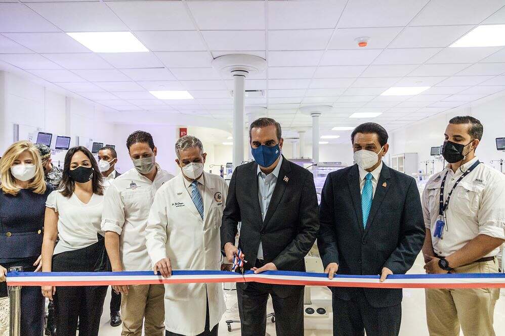 Presidente Abinader y director del INVI entregan dos nuevos edificios en el Hospital Luis Eduardo Aybar