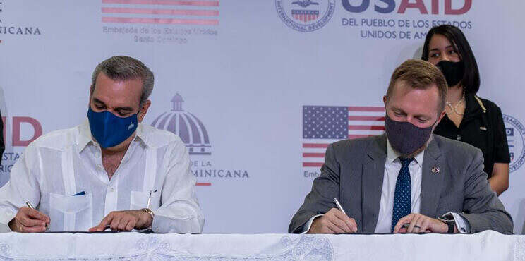 Estados Unidos y la República Dominicana firman acuerdo bilateral por 251 millones de dólares