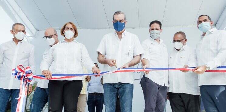 Presidente Abinader y Ministro Bonilla entregan Centro de Diagnóstico y Atención Primaria en Haina