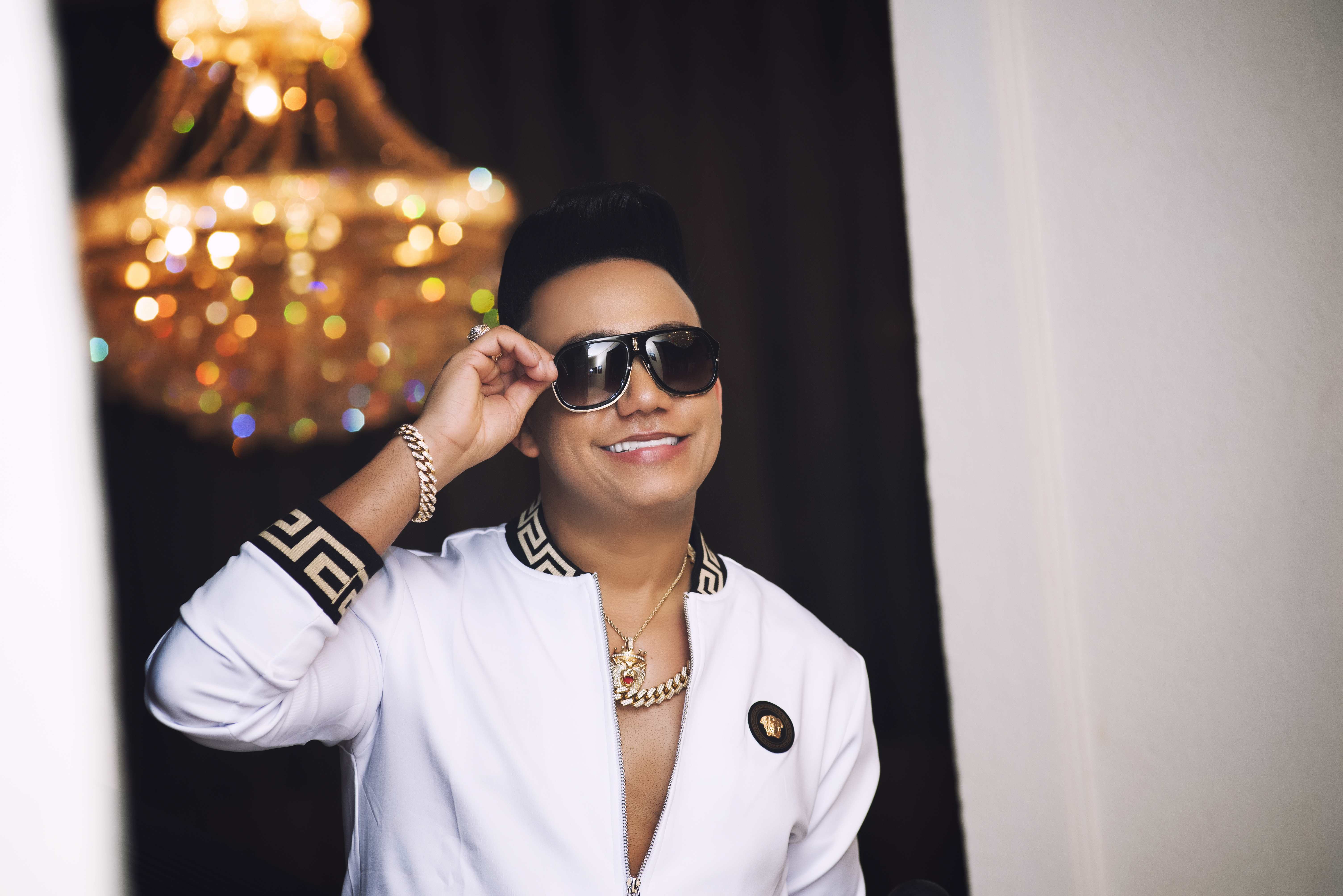Elvis Martínez “El Jefe” feliz por cantar en Premio Lo Nuestro