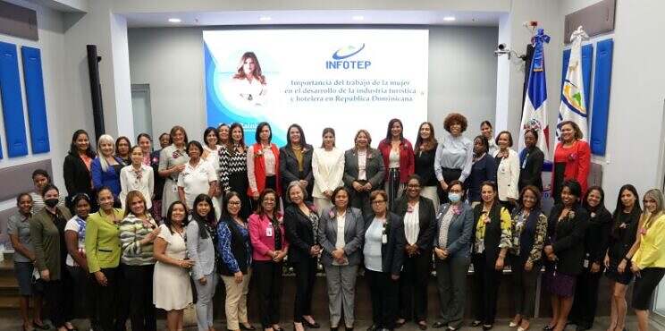 Vicepresidenta del Grupo Puntacana destaca participación de la mujer en el turismo, en conferencia auspiciada por INFOTEP