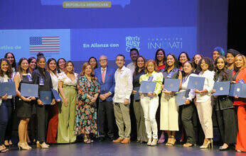 Embajada de los EE. UU. celebra la tercera graduación del Programa Academia para Mujeres Emprendedoras