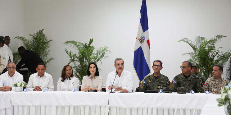Presidente Abinader anuncia  compra de equipamiento militar para garantizar la seguridad en la frontera