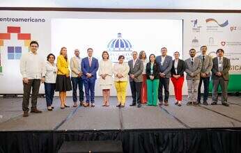Raquel Peña y ministro de Vivienda dan inicio al primer fórum SISCA en República Dominicana