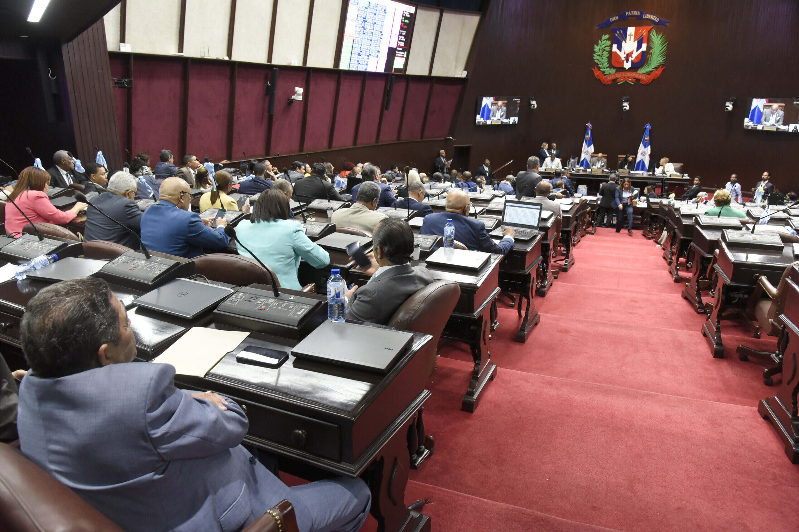 Diputados aprueban en primera lectura modificaciones a Ley sobre Cámaras Oficiales de Comercio, Agricultura e Industria de RD