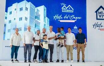 Presidente Abinader y Ministro Bonilla entregan las primeras 150 viviendas del proyecto “Mi Vivienda Hato del Yaque”