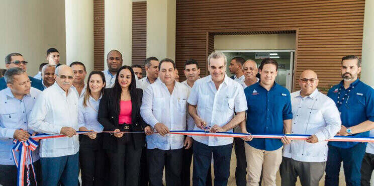 Presidente Luis Abinader y Ministro Bonilla entregan Hospital Municipal de Esperanza Dr. José Fausto Ovalles en Valverde