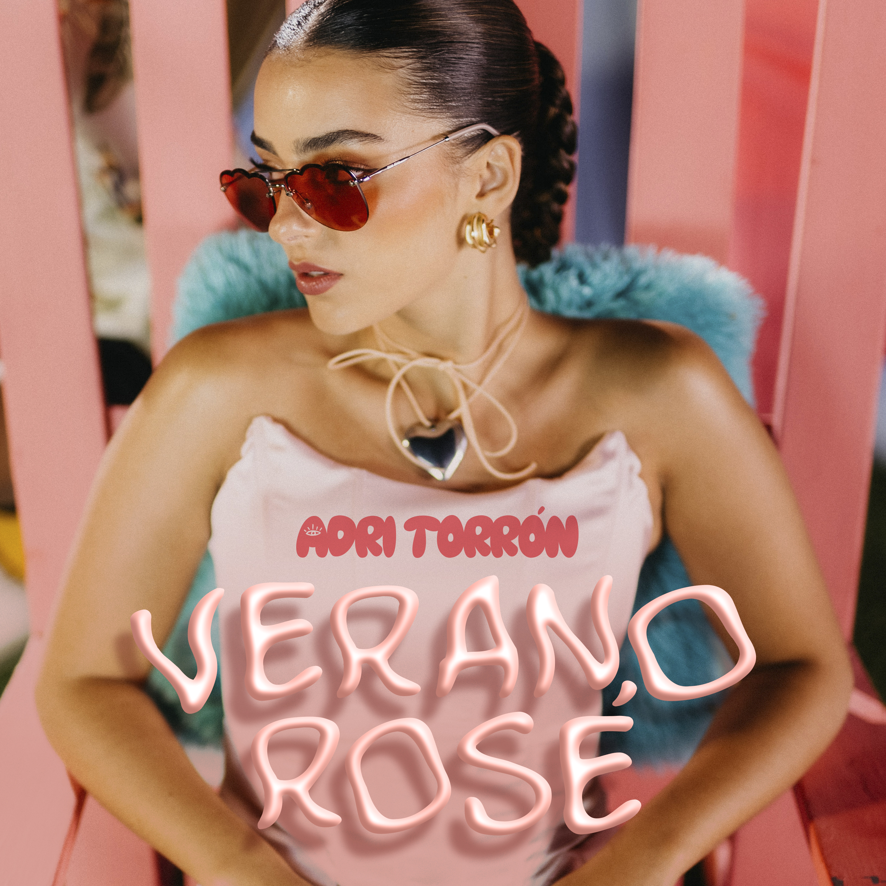 Adri estrena su más reciente trabajo “Verano rosé” de la mano de Warner Music Latina