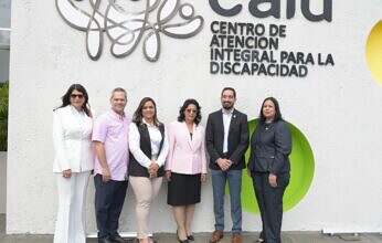 Diputados visitan Caid de Santo Domingo Este para verificar calidad del servicio