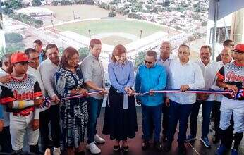 Vicepresidenta Peña y Ministro Bonilla inauguran Estadio de Béisbol Bebecito del Villar en Bonao