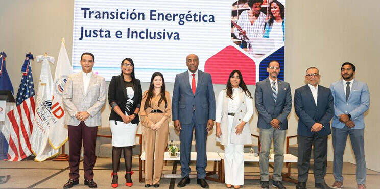 Gobierno de los EE. UU., Ministerio de Energía y Minas y sociedad civil promueven participación de la mujer en el sector energético