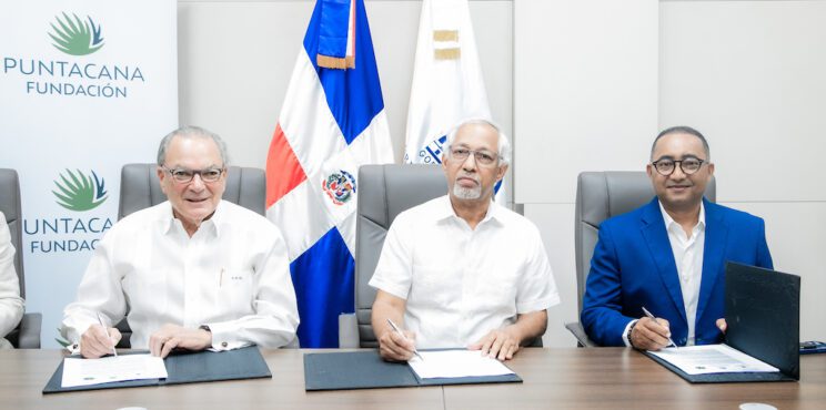 Fundación Puntacana, MINERD y la Junta del Distrito Municipal Verón-Punta Cana firman acuerdo para construir un nuevo centro educativo en la región Este del país