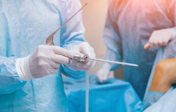 Pacientes con problemas en articulaciones prefieren tratarse con artroscopia en vez de hacerse una cirugía