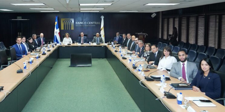 Misión del FMI concluye la revisión del Artículo IV del Acuerdo Constitutivo con visita al Banco Central