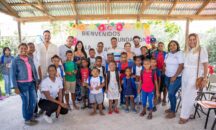 Ismael Cala Foundation y Acevedo Foundation ofrecieron talleres de liderazgo y entregaron útiles escolares en dos escuelas de Punta Cana