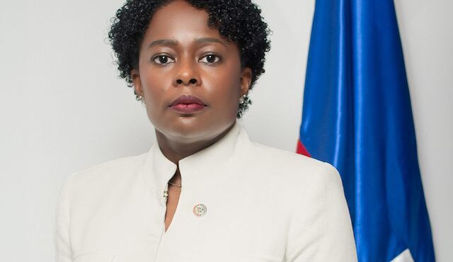 Instalan a la Ministra Consejera Christine Lamothe como nueva Encargada de Negocios de la Embajada de Haití en la República Dominicana